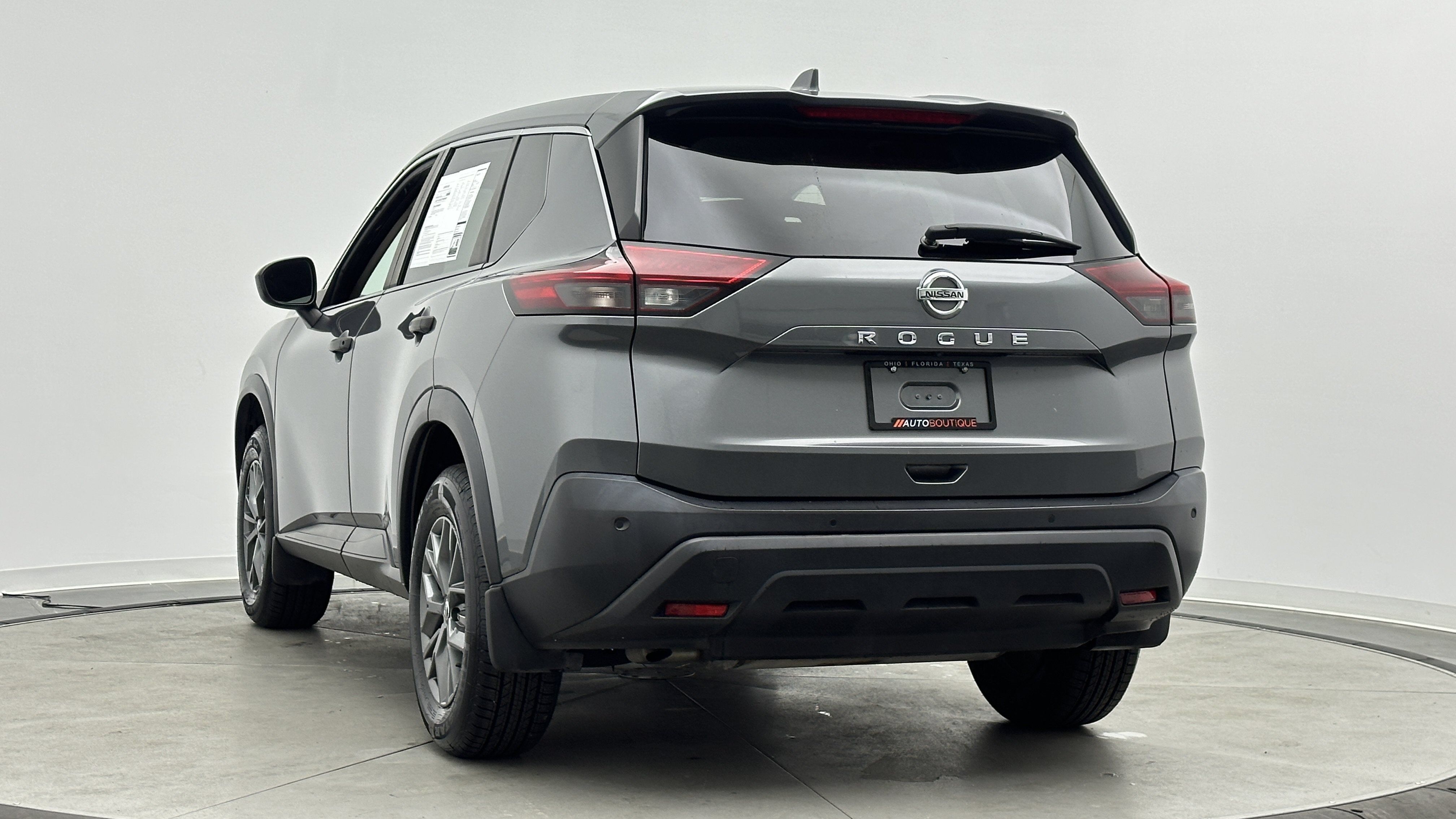 Used 2021 Nissan Rogue S FWD image 5