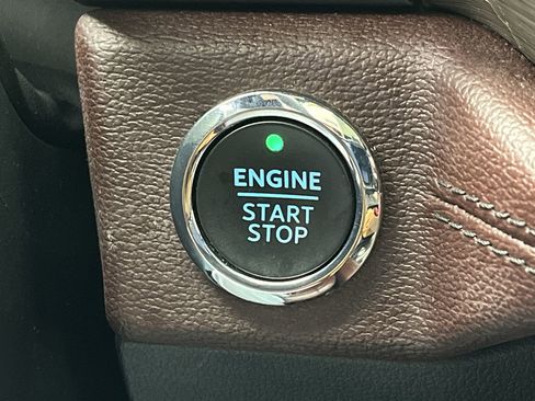 Certified 2024 Ford Expedition Limited image 24