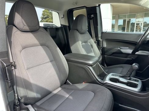 Used 2021 Chevrolet Colorado LT w/ Fleet Safety Package image 35