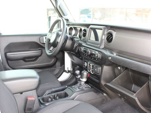 Used 2023 Jeep Gladiator Sport image 67