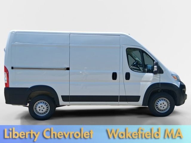 Used 2025 RAM ProMaster 2500 w/ Convenience Group FWD image 8