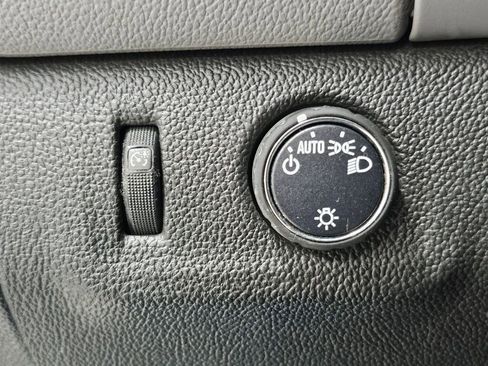 Used 2018 Chevrolet Colorado W/T image 17