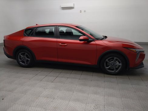 Used 2025 Kia K4 FWD image 11