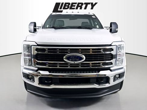 Used 2024 Ford F450 XLT w/ 360-Degree Camera Package image 2