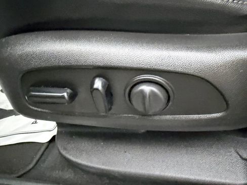 Used 2017 GMC Acadia SLT image 29