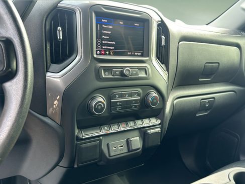 Used 2021 Chevrolet Silverado 1500 Custom RWD image 12