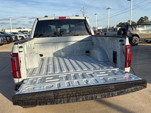 New 2026 Ford F150 Lariat w/ Equipment Group 501A Mid image 8