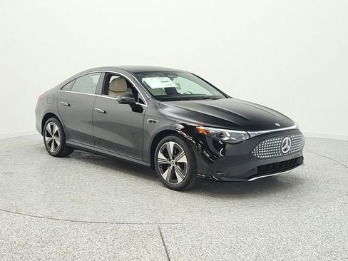 New 2026 Mercedes-Benz CLA 250+ image 3