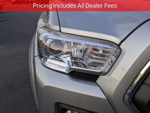 Certified 2023 Toyota Tacoma SR5 w/ Technology Package AWD/4WD image 11