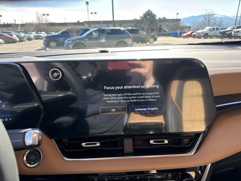 New 2026 Chevrolet Equinox ACTIV w/ Convenience Package III image 26