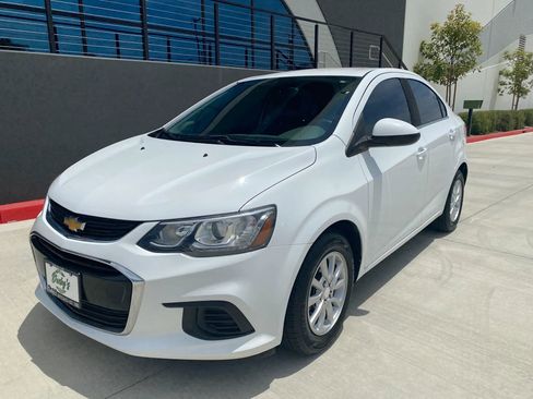 Used 2017 Chevrolet Sonic LT FWD image 1