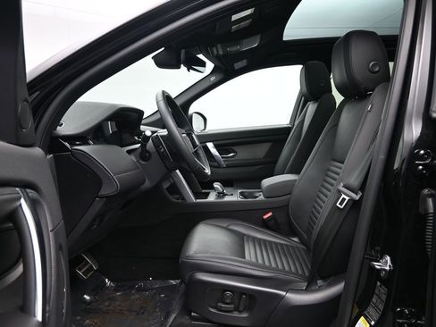 Used 2025 Land Rover Discovery Sport Dynamic SE AWD/4WD image 21
