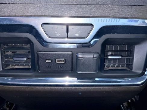Used 2023 GMC Sierra 2500 Denali w/ Denali Ultimate Package AWD/4WD image 25