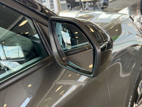 Certified 2023 Ford Explorer ST-Line image 22