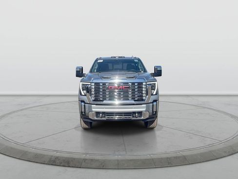 New 2026 GMC Sierra 2500 Denali w/ Technology Package AWD/4WD image 3