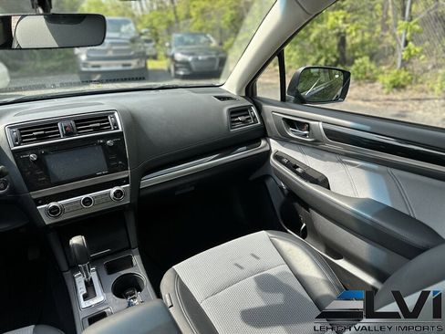 Used 2017 Subaru Legacy 2.5i Sport AWD/4WD image 21