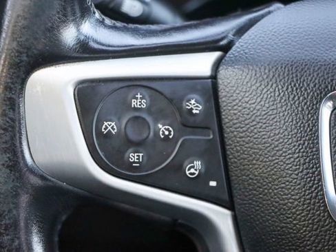 Used 2021 GMC Terrain SLT image 28