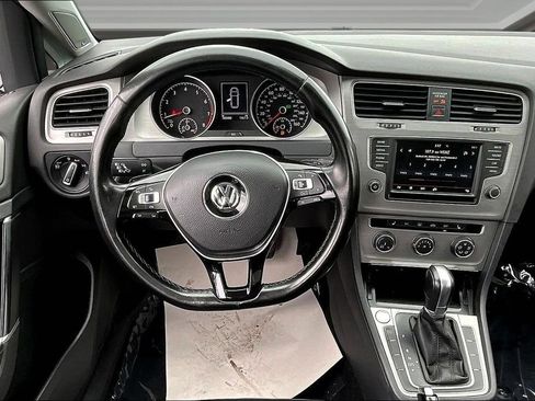 Used 2016 Volkswagen Golf SE FWD image 8