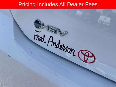 Used 2025 Toyota Camry LE FWD image 11