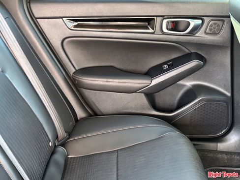 Used 2024 Honda Civic Touring image 14