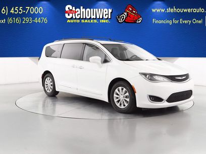 Used 2017 Chrysler Pacifica Touring-L