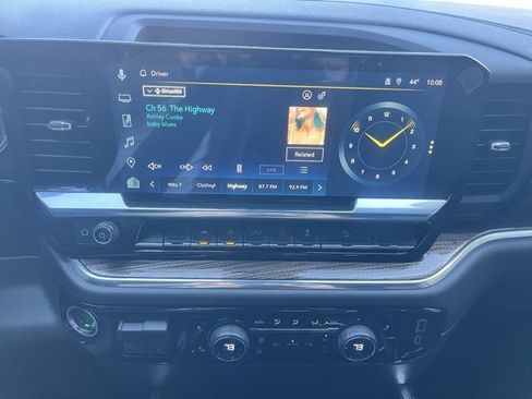 Used 2025 Chevrolet Silverado 1500 RST w/ Convenience Package II image 28