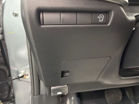 New 2026 Nissan Kicks SV image 31