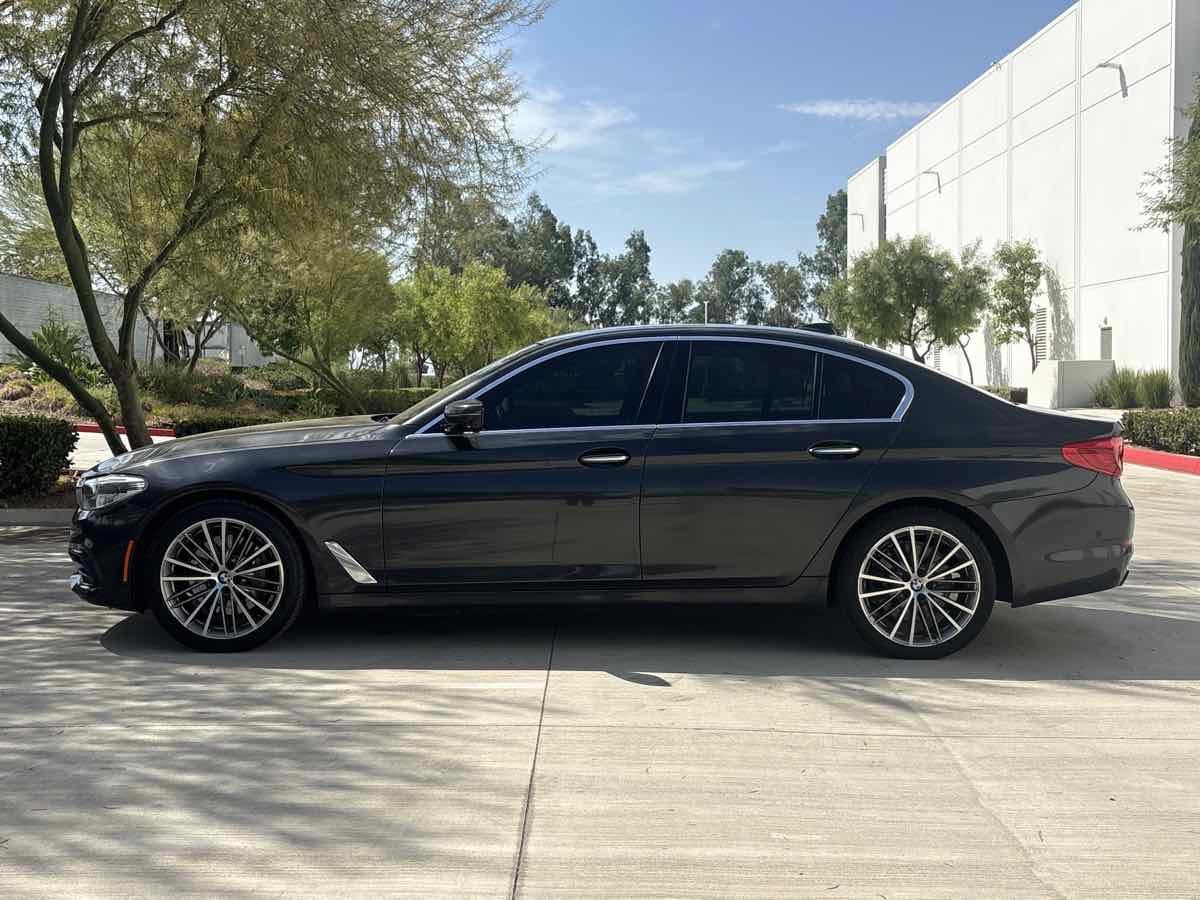 Used 2017 BMW 540i xDrive AWD/4WD image 6