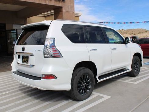Used 2021 Lexus GX 460 Premium w/ Premium Package image 7