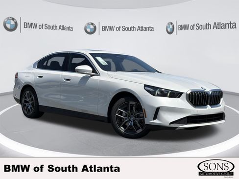 New 2027 BMW 530i w/ Premium Package RWD image 1