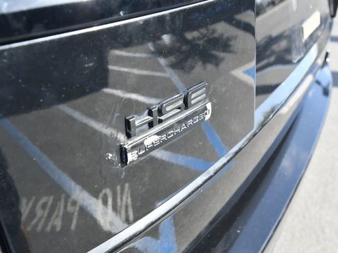 Used 2016 Land Rover Range Rover HSE AWD/4WD image 10