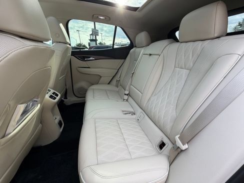 Used 2023 Buick Envision Avenir AWD/4WD image 25