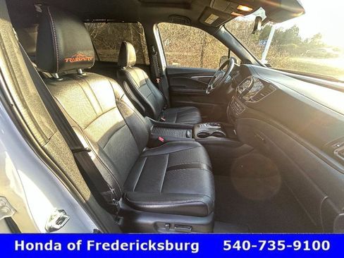 Certified 2023 Honda Passport TrailSport image 33