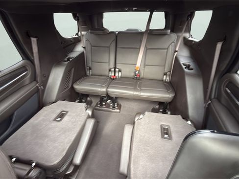 Used 2023 GMC Yukon Denali w/ Max Trailering Package image 13