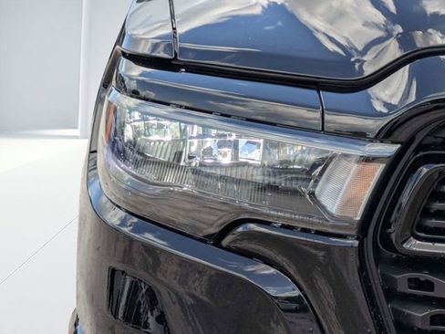 New 2026 RAM 1500 Express AWD/4WD image 9