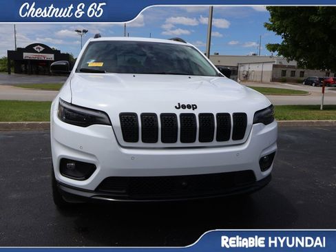 Used 2023 Jeep Cherokee Altitude Lux w/ Lux Elite Package AWD/4WD image 4
