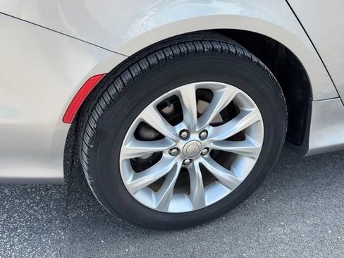 Used 2017 Chrysler 200 LX FWD image 36