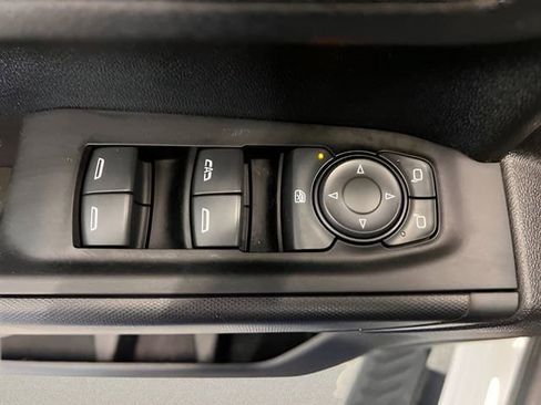Used 2023 Chevrolet Silverado 1500 Custom AWD/4WD image 12