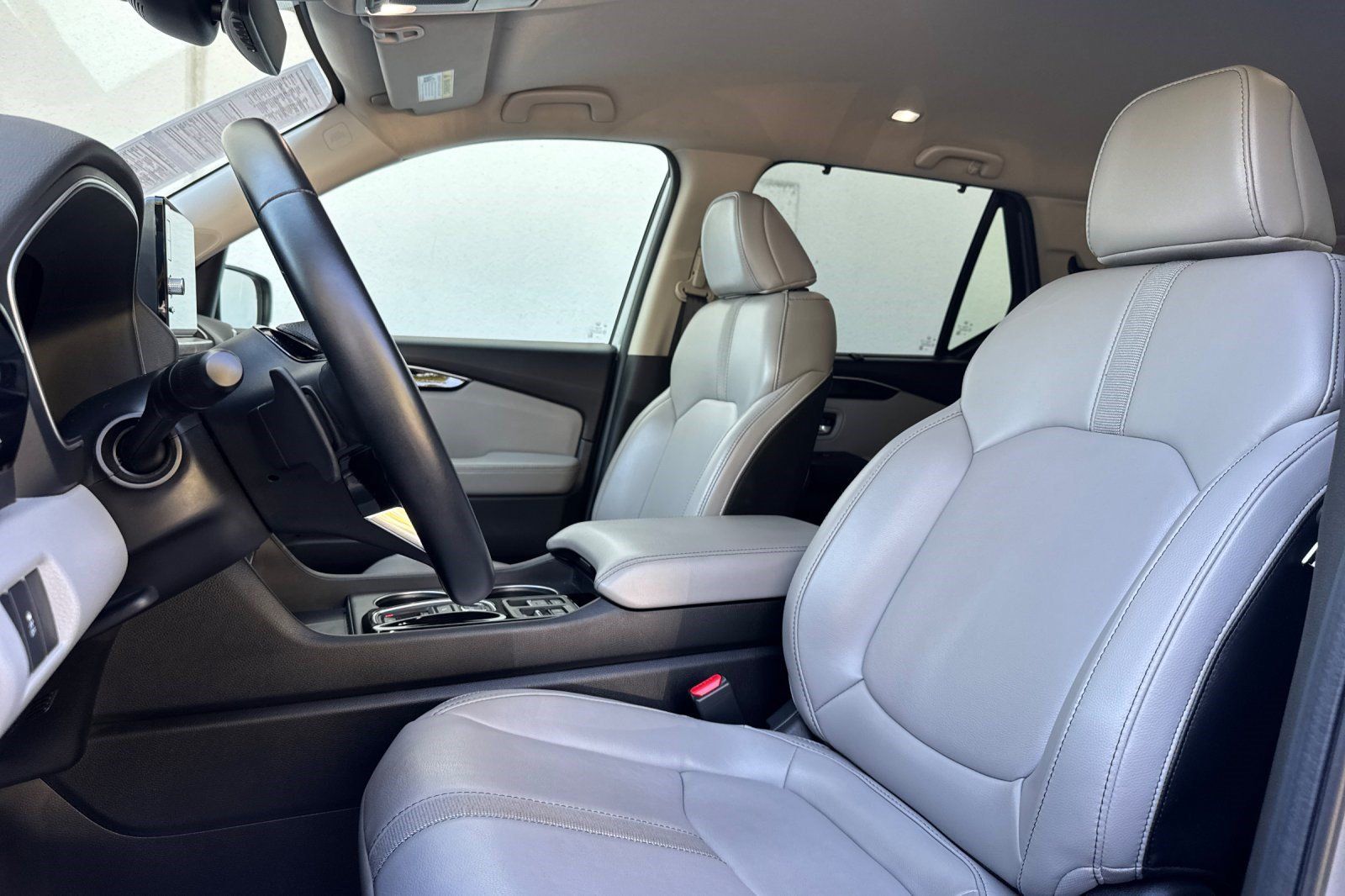 Used 2025 Honda Pilot EX-L image 5