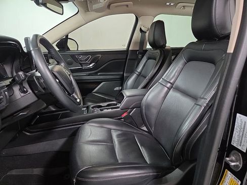 Used 2023 Lincoln Corsair Reserve image 12