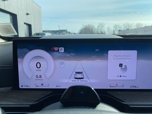 Certified 2026 Genesis GV80 2.5T Advanced AWD/4WD image 6