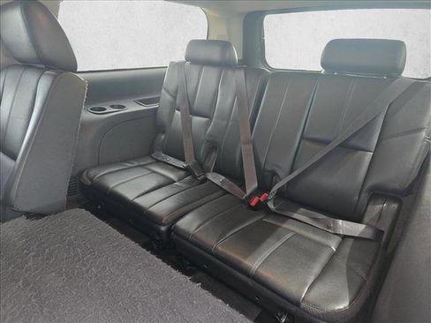 Used 2013 GMC Yukon XL SLT image 14