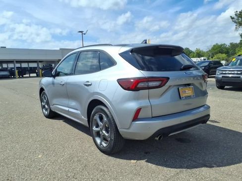 Certified 2024 Ford Escape ST-Line w/ Tech Pack #1 AWD/4WD image 5