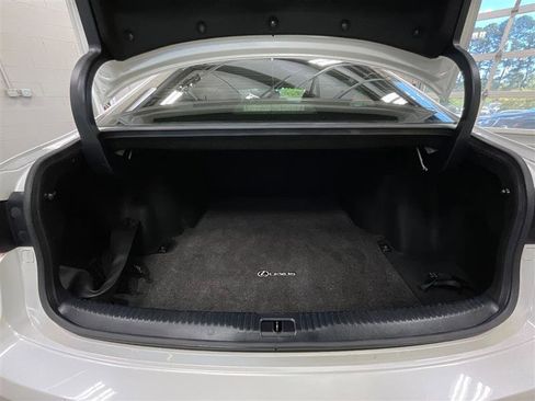 Used 2015 Lexus IS 250 image 22