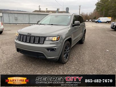Used 2020 Jeep Grand Cherokee Altitude