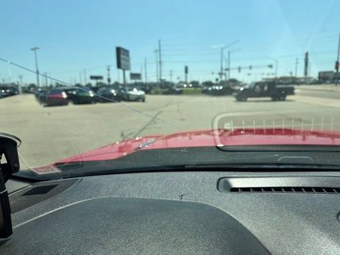 Used 2021 Chevrolet Silverado 1500 LT w/ Convenience Package II AWD/4WD image 19