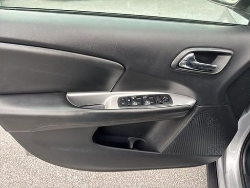 Used 2018 Dodge Journey SE w/ Connectivity Group image 15