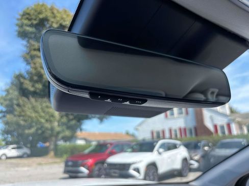 New 2026 Hyundai Ioniq 9 SEL image 15