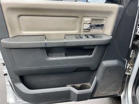 Used 2012 RAM 1500 Big Horn w/ Luxury Group image 30