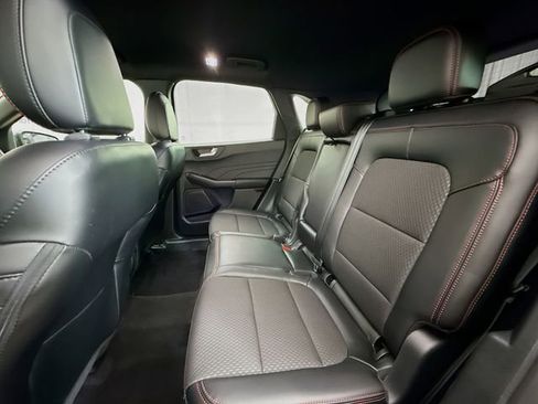 Used 2024 Ford Escape ST-Line Select w/ Tech Pack #2 image 22
